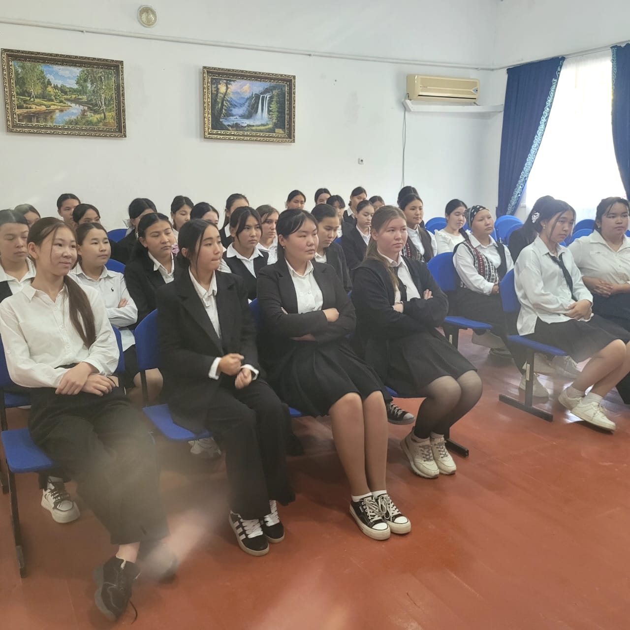 «15 қараша –теңге төрге шыққан күн» дәрістер топтамасы